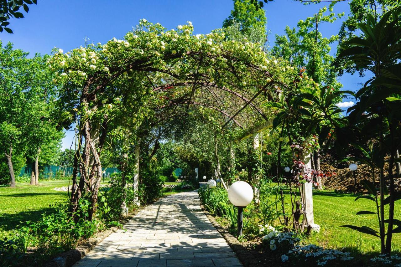 Bed and Breakfast Ca' Ross Formigine Exterior foto